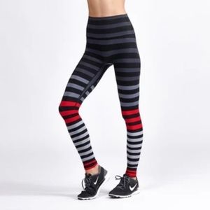 K DEER JENNIFER STRIPE LEGGING